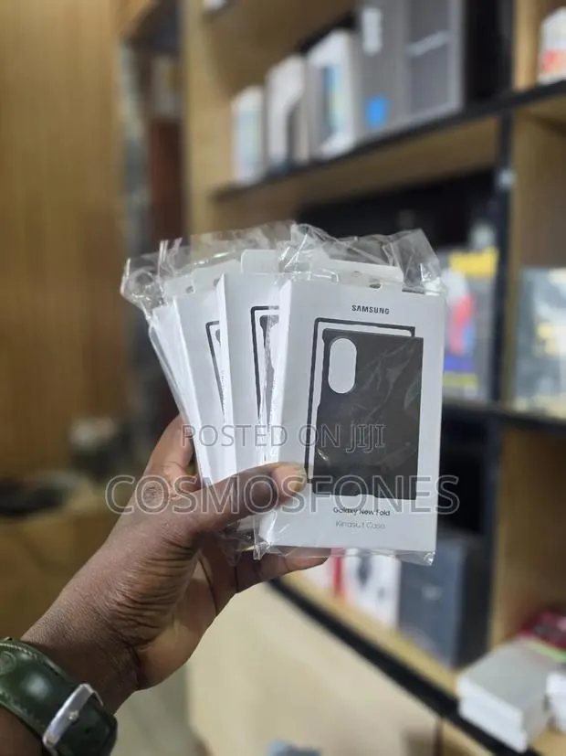 Fold 8 Original Case · Photo 1