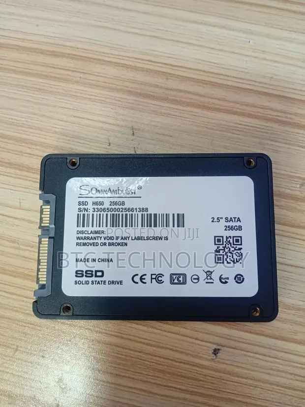 SSD 256gb Sata 2.5 Solide State Drive · Photo 1