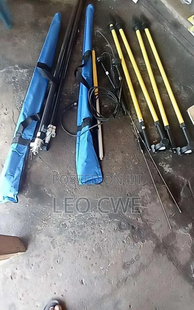 RTK Pole With Support Full Set · Photo 1