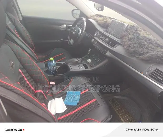 Lexus CT 2012 Black · Photo 1