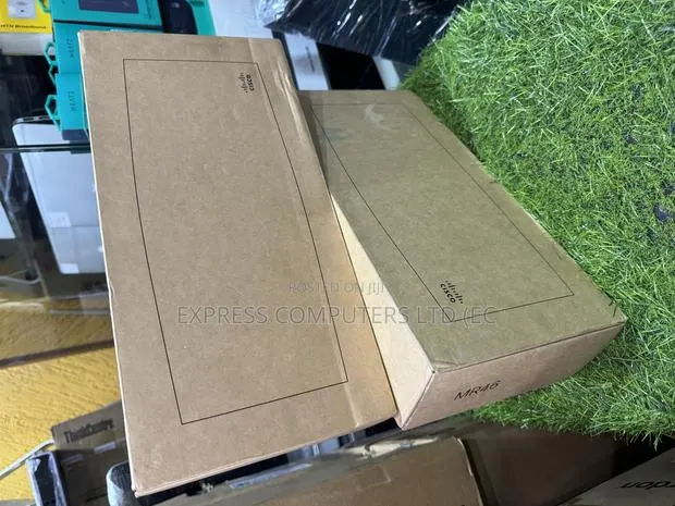 Meraki MR46 Multigigabit Ethernet and Security Access Point · Photo 1