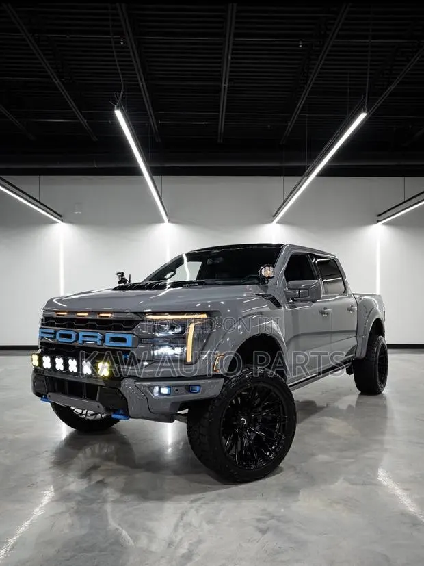 2023,2024,2025,2026 Headlight for Ford F150 · Photo 1