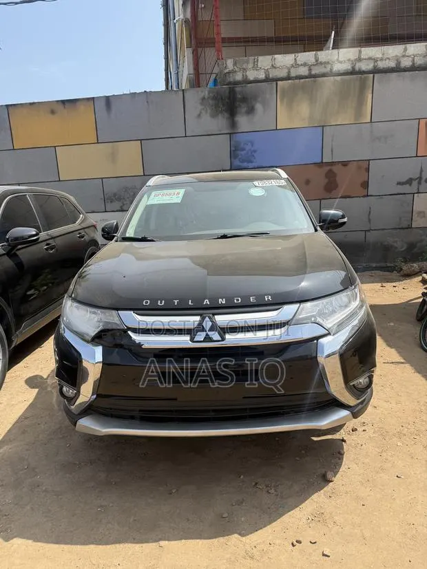 Mitsubishi Outlander Sport ES 2.0 2017 Black · Photo 1