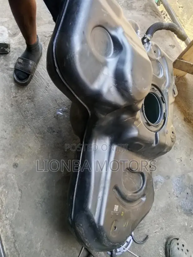 Honda Pilot 2024 Fuel Tank · Photo 1