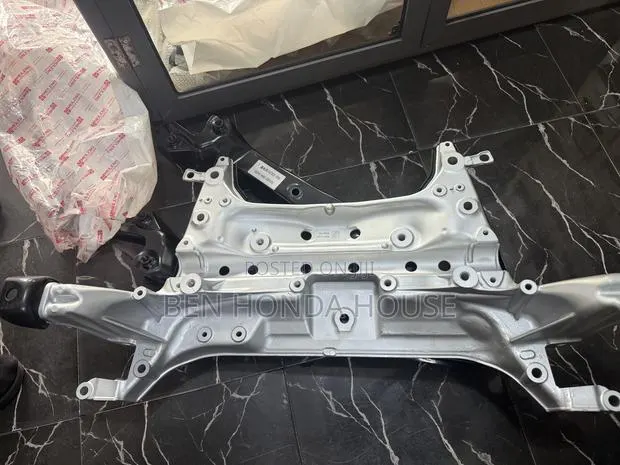 C.R.V / Acura Front Subframe 2023/2024/2025/2026 · Photo 1