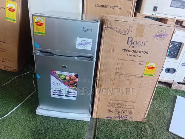 Roch 85l RFR-110d-B Compact Refrigerator With Freezer Compartment 85l · Photo 1