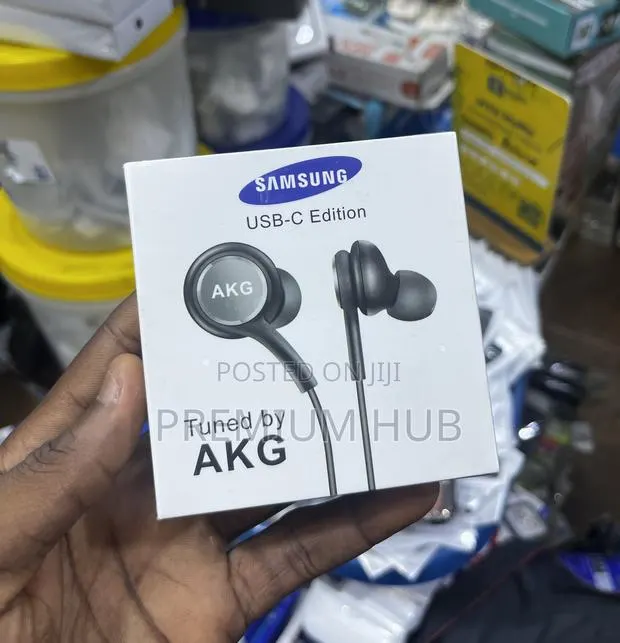 Samsung Type-C Earpiece · Photo 1