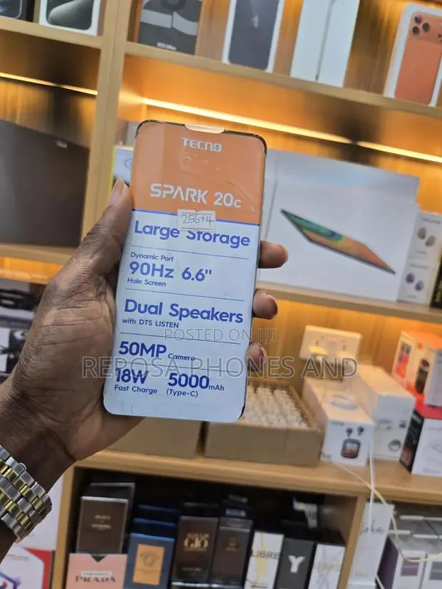 New Tecno Spark 20C 256 GB Graphite · Photo 1