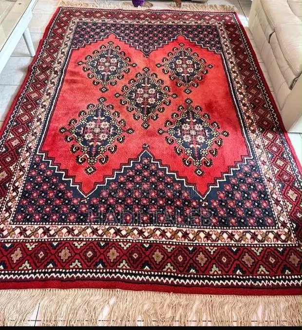 Handmade Persian Rug · Photo 1