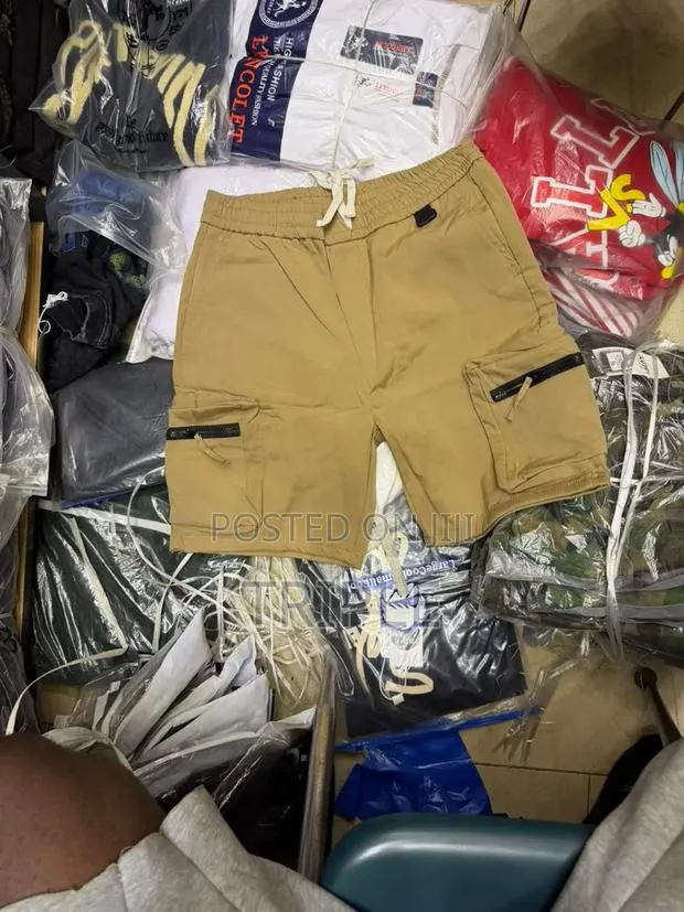 Rick Owens Shorts · Photo 1