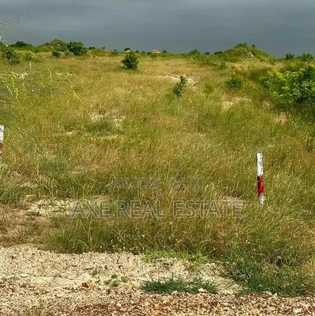 Full Plots Measure 70*100sqft- Prampram · Photo 1