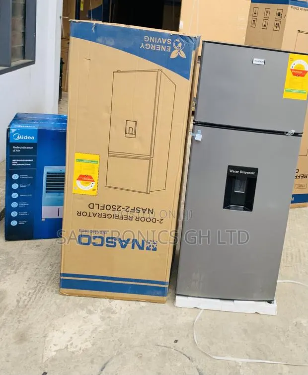 Recommend Grey Nasco (ColdKeeper) Nasf2-250fld Top Mount Fridge · Photo 1