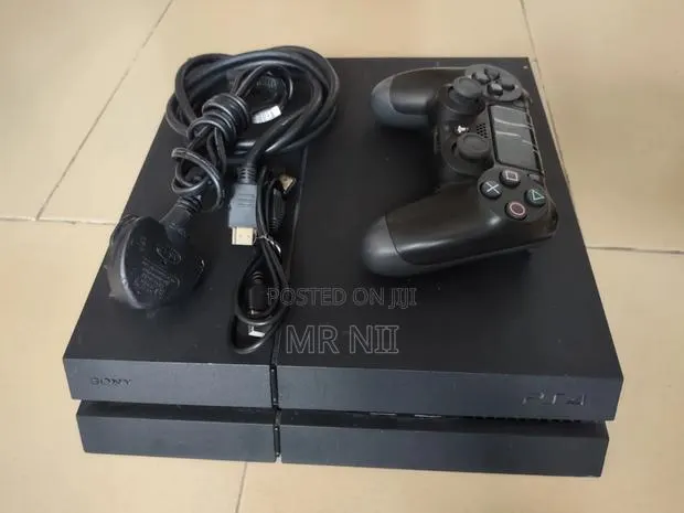 Jailbroken PS4 500GB With 8 Games · Photo 1
