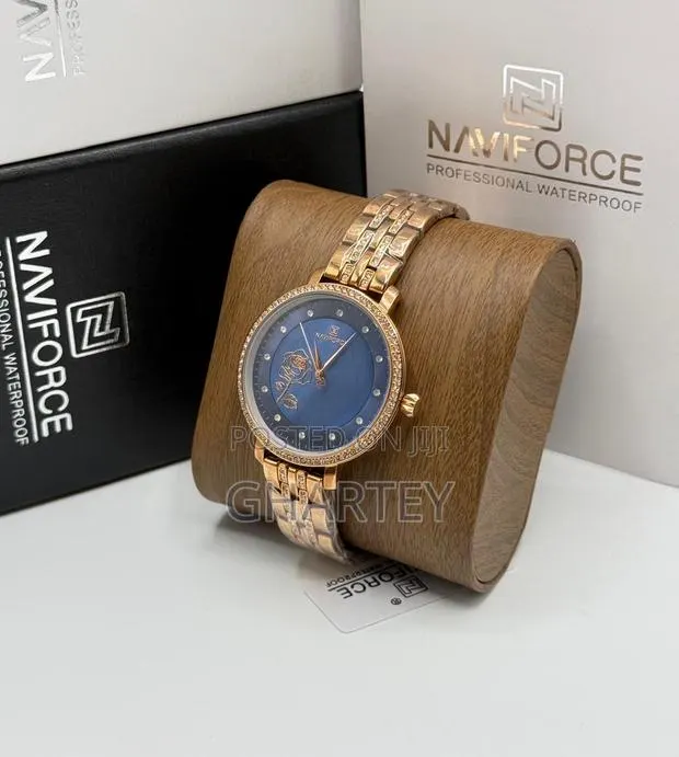 Naviforce Ladies Chain Watch- Perfect Gift for Her Available in Box · Photo 1