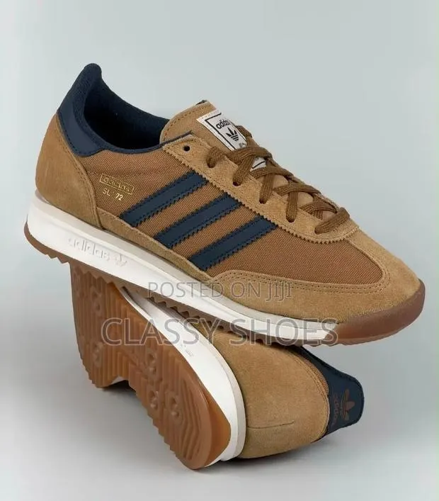 Adidas Suede Brown and Black Strips · Photo 1
