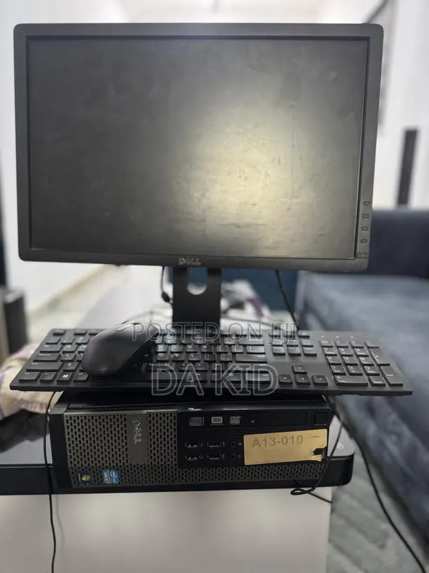 Desktop Computer Dell OptiPlex 7010 8GB Intel Core i3 HDD 500GB · Photo 1