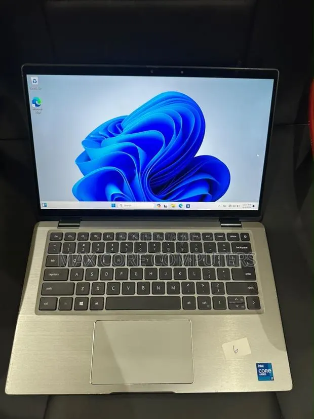 Laptop Dell Latitude 7420 16GB Intel Core i7 SSD 256GB · Photo 1