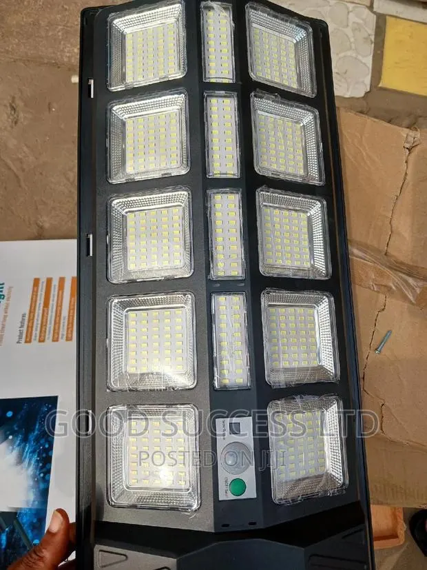 200w Solar Street Light · Photo 1
