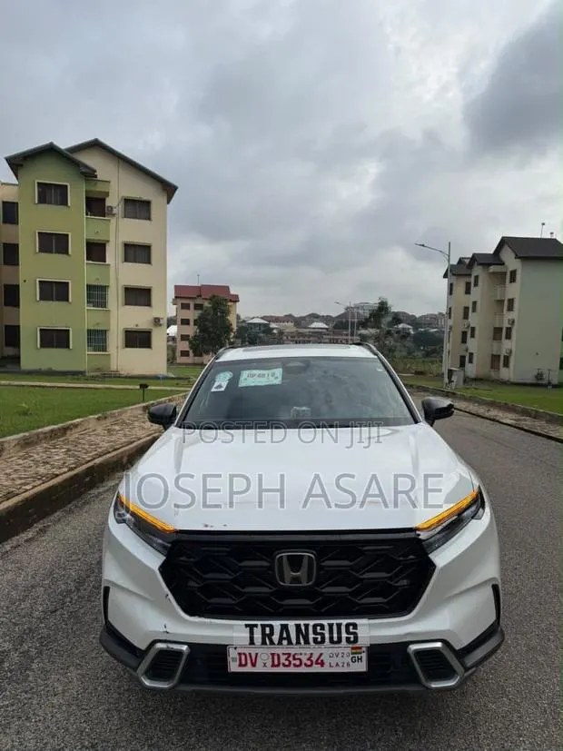 Honda CR-V 2024 White · Photo 1