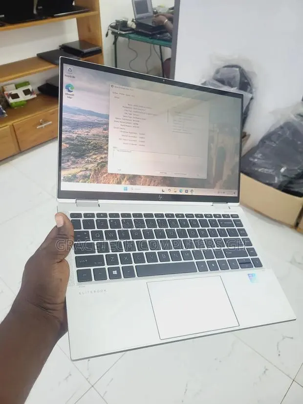 Laptop HP EliteBook x360 1030 G8 16GB Intel Core i7 SSD 512GB · Photo 1