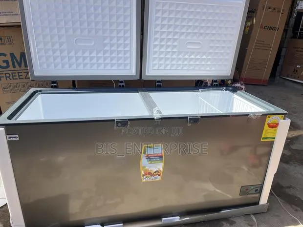 Novo Chest Freezer 538 Liters Double Door · Photo 3