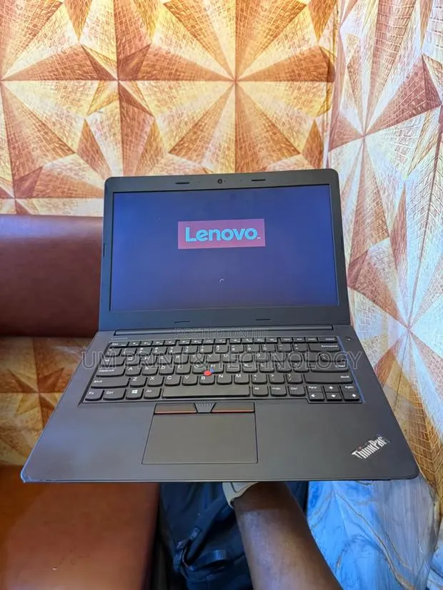Laptop Lenovo ThinkPad E470 8GB Intel Core i5 HDD 500GB · Photo 1