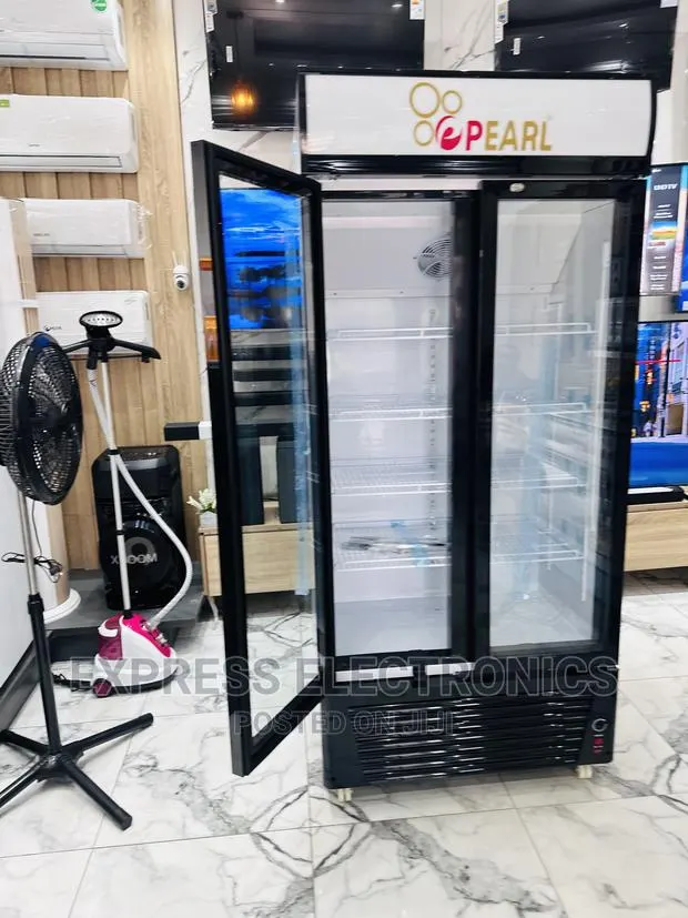 Classic Sleek Design PVC 622-2b Display Fridge Pearl · Photo 1