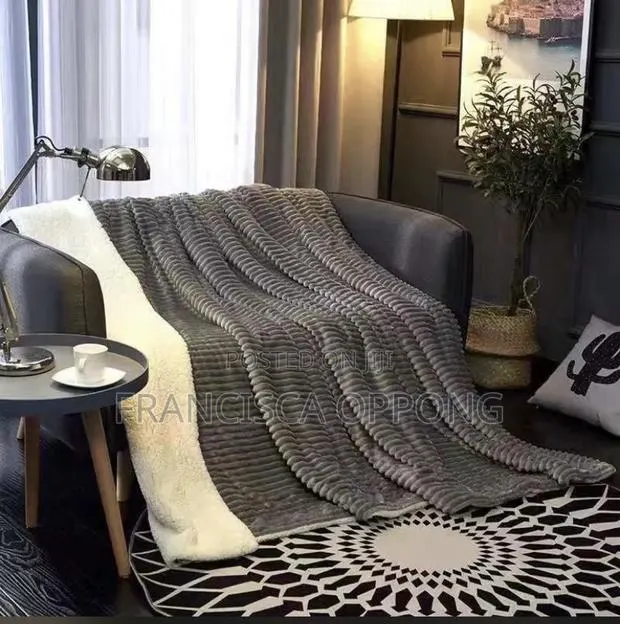 Top Quality,Cottoned Blankets (Available in All Colors) · Photo 1
