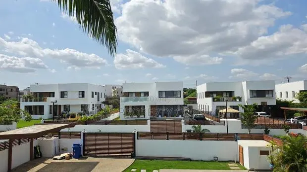 4bdrm House in Tseaddo for rent · Photo 1