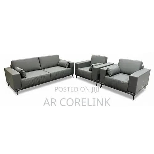 Executive Office Leather Sofa T911 · Photo 1