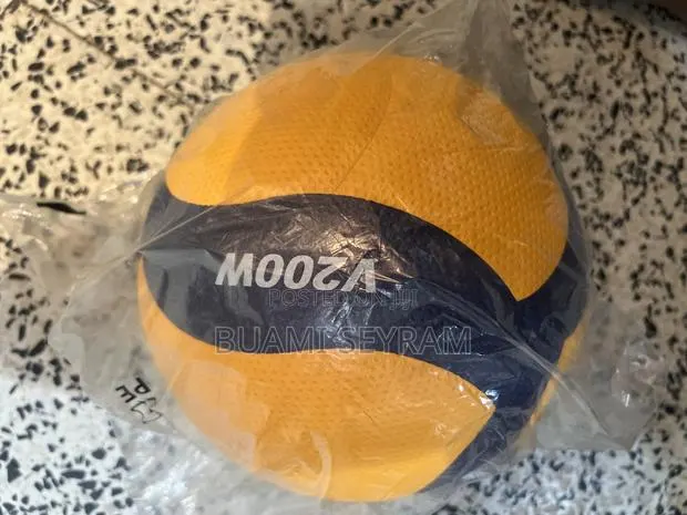 V200w Mikasa Volleyball at Cool Price · Photo 1