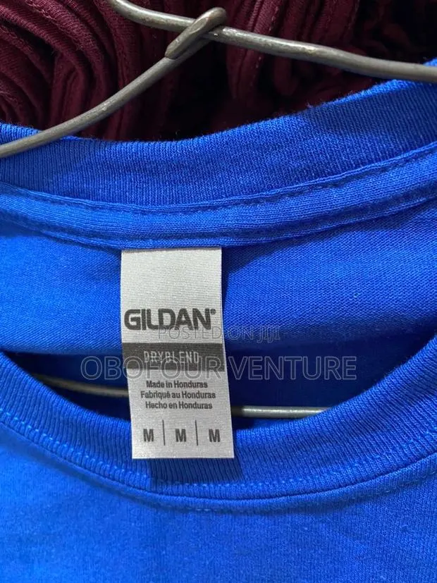 Quality Unisex Plain T-Shirt · Photo 1