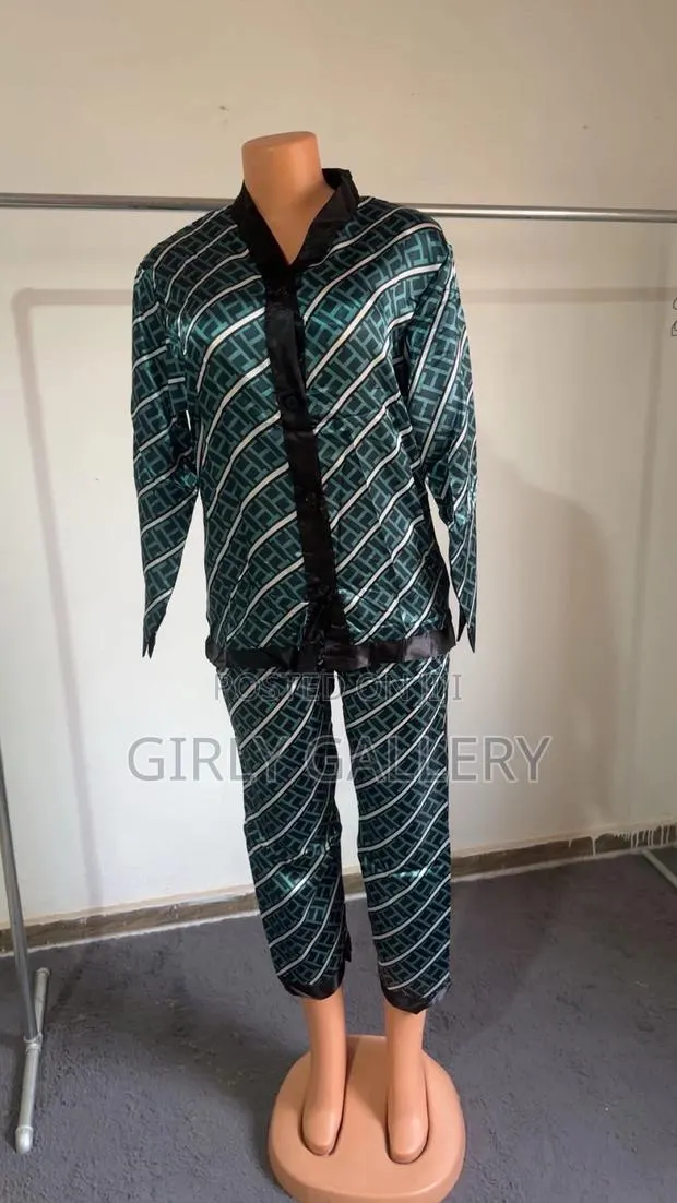 Silk Pajamas · Photo 1