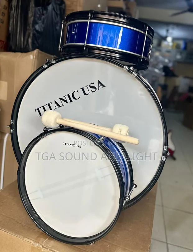 Titanic Usa 3pcs Marching Drum Set · Photo 1