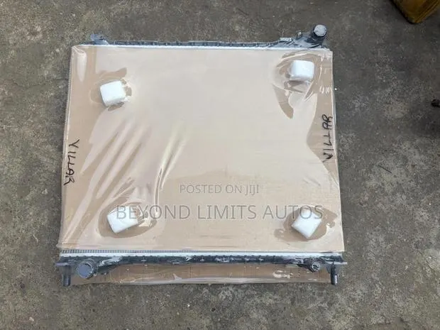 Range Rover Velar 2018,2019,2020,2021,2020 Radiator · Photo 1