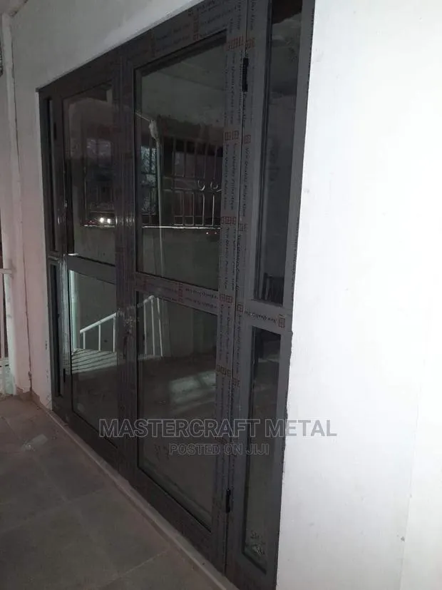 Aluminium Glass Door · Photo 1