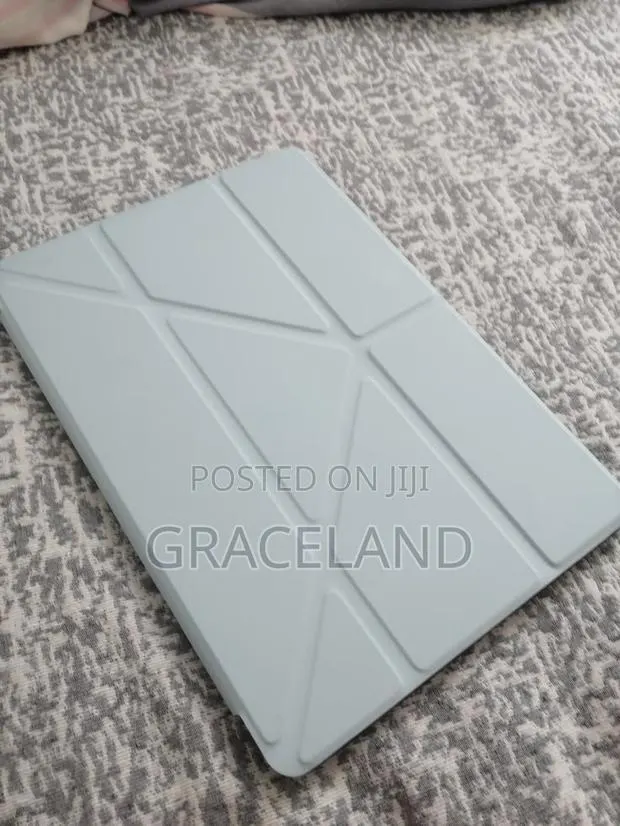 This X Original Magnetic Apple Leather Case for iPad 12.9 Pro 13.9 Pro · Photo 1