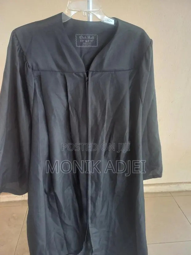 Graduation Gown · Photo 1