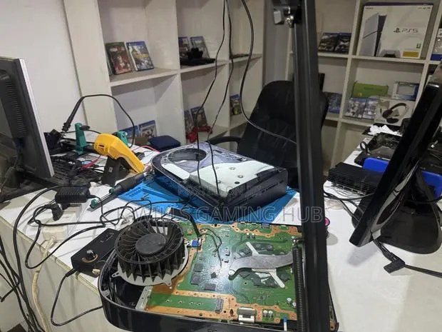 Gaming Consoles Repair Specialist ( Ps5/Ps4/Xbox Series/Xbox One) · Photo 3