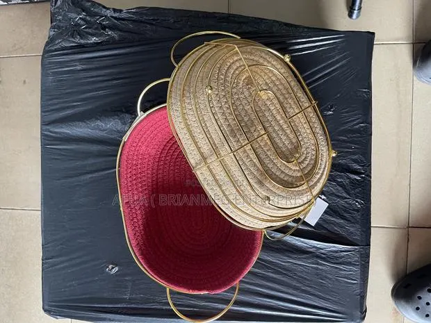 Bread Basket With Cotton Weave Liner (2pis) · Photo 1