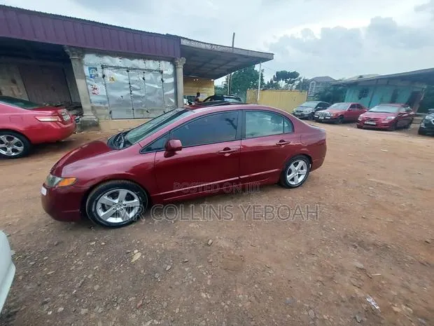 Honda Civic 2007 Red · Photo 1