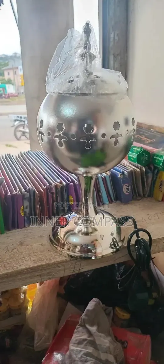 Elegant Electric Incense Burner - Silver Finish · Photo 1