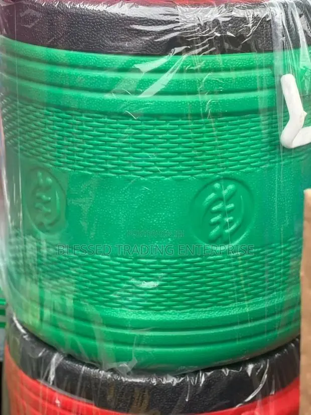 Round Ice Chest Round · Photo 1