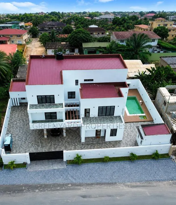 Furnished 5bdrm House in North Legon for sale · Photo 1