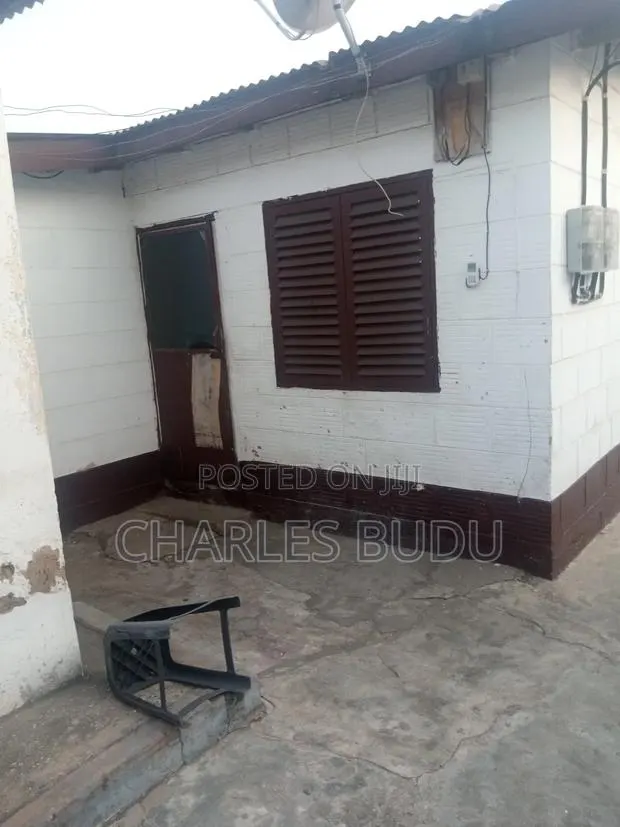 1bdrm Apartment in Charles Estate, Dansoman for rent · Photo 1