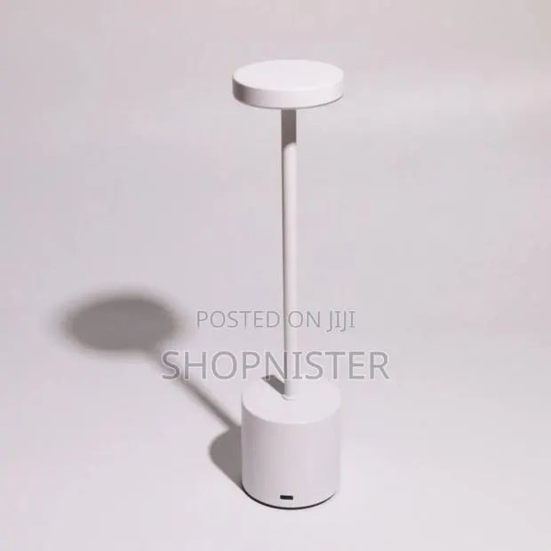 Touch Sensor Table Lamp 3 Colour Temperature · Photo 1