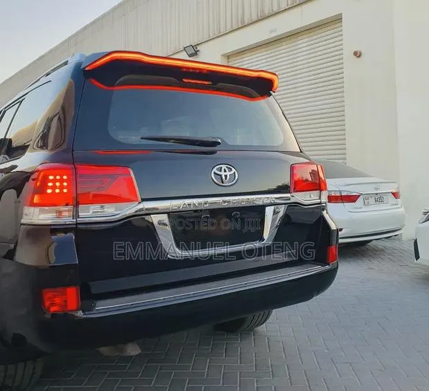 Toyota Land Cruiser 2014 Black · Photo 1