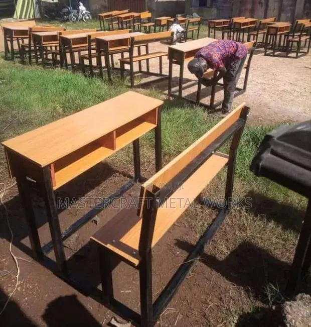 School Desk · Photo 2