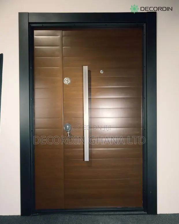 Decordin Metal Door · Photo 1
