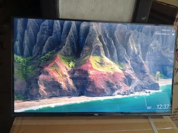 Enjoy Life Google TCL 32"Television · Photo 1